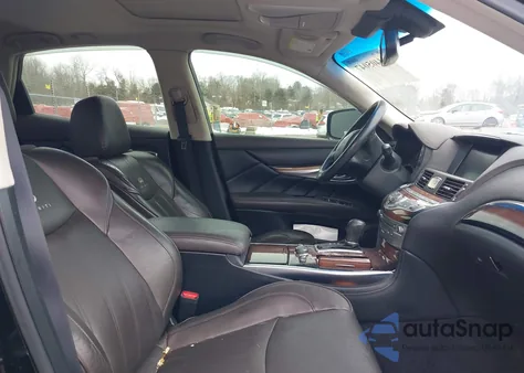 2011 Infiniti M56X z USA, uszkodzony, nr VIN JN1AY1AR8BM570844